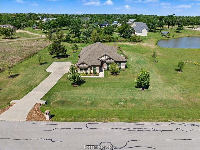 9695 Durham Road, Iola, TX 77861