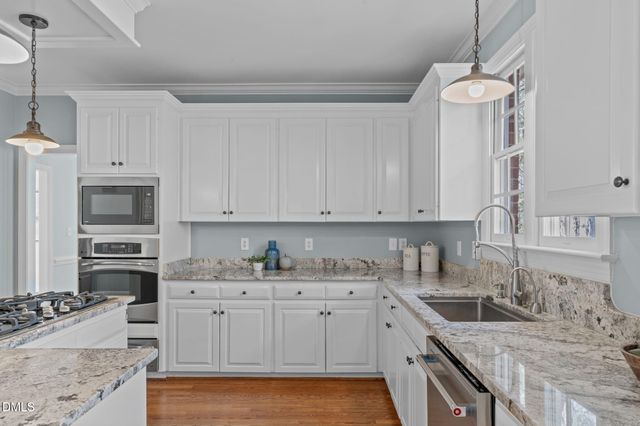 102 Bathgate Lane, Cary, NC 27513