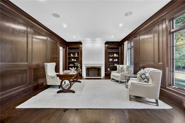 1250 Beechwood Hills NW Court, Atlanta, GA 30327