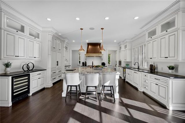 1250 Beechwood Hills NW Court, Atlanta, GA 30327