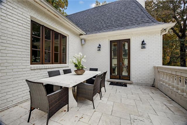 1250 Beechwood Hills NW Court, Atlanta, GA 30327