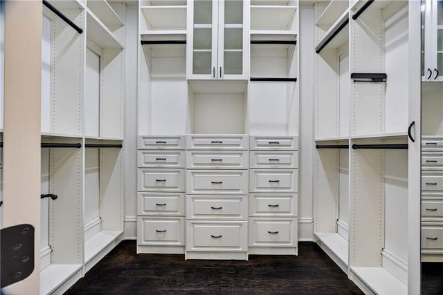 1250 Beechwood Hills NW Court, Atlanta, GA 30327