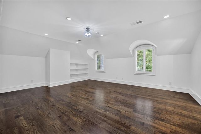 1250 Beechwood Hills NW Court, Atlanta, GA 30327