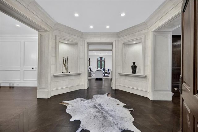 1250 Beechwood Hills NW Court, Atlanta, GA 30327