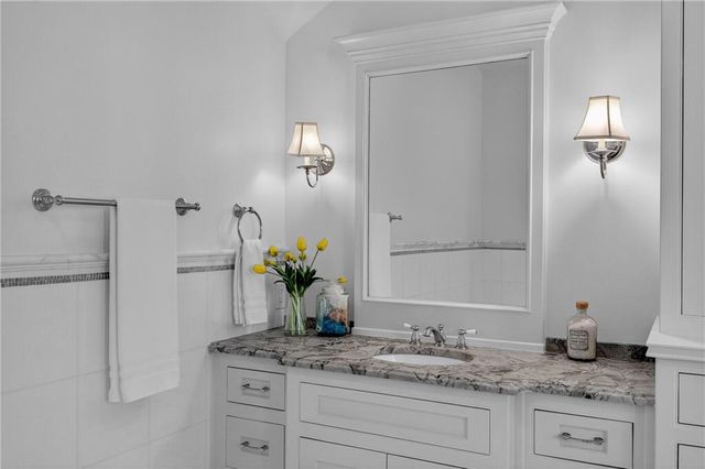 1250 Beechwood Hills NW Court, Atlanta, GA 30327