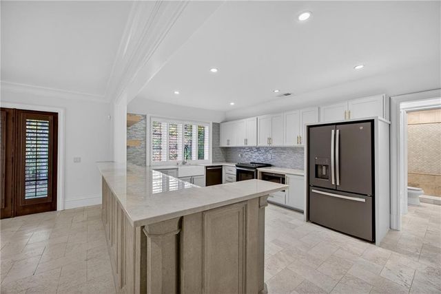 1250 Beechwood Hills NW Court, Atlanta, GA 30327