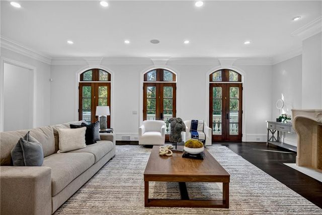 1250 Beechwood Hills NW Court, Atlanta, GA 30327