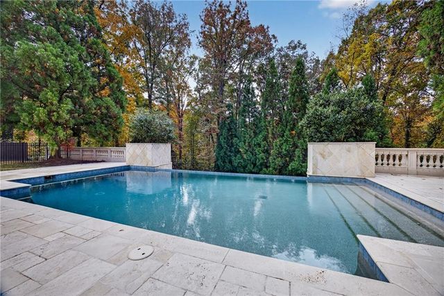 1250 Beechwood Hills NW Court, Atlanta, GA 30327