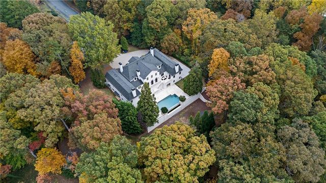 1250 Beechwood Hills NW Court, Atlanta, GA 30327