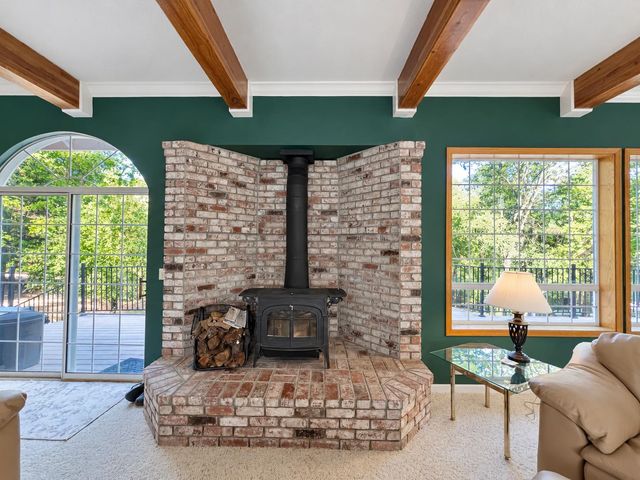 18963 Louis Rd, Grass Valley, CA 95945