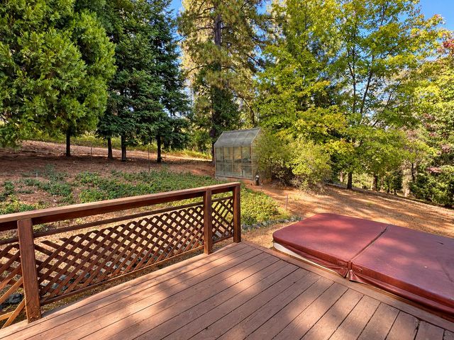 18963 Louis Rd, Grass Valley, CA 95945