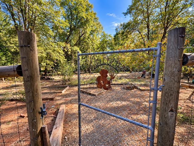18963 Louis Rd, Grass Valley, CA 95945