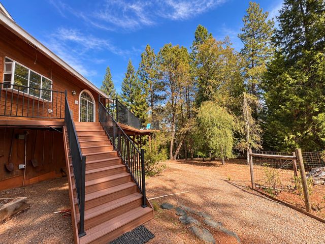 18963 Louis Rd, Grass Valley, CA 95945
