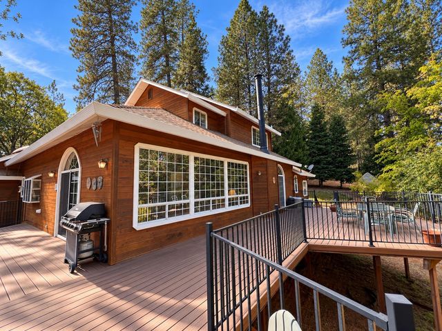 18963 Louis Rd, Grass Valley, CA 95945