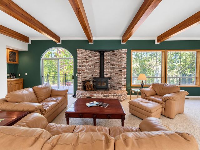 18963 Louis Rd, Grass Valley, CA 95945