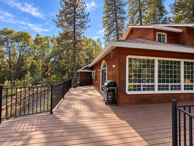 18963 Louis Rd, Grass Valley, CA 95945