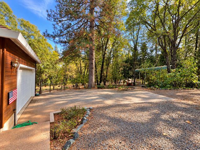 18963 Louis Rd, Grass Valley, CA 95945