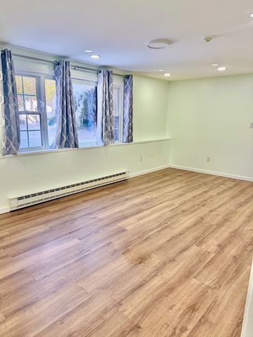 15 Spencer Rd 12E, Boxborough, MA 01719