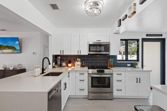 336 SW 20th Street, Fort Lauderdale, FL 33315