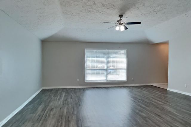 16358 Maplemont Drive, Houston, TX 77095