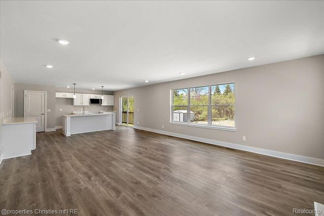 2516 Collegewood Street, Ypsilanti, MI 48197