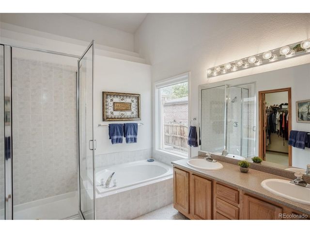 542 Canyon Point Cir, Golden, CO 80403
