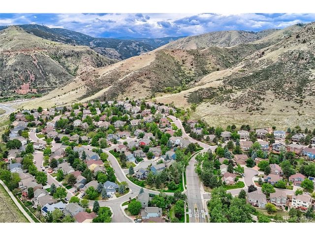 542 Canyon Point Cir, Golden, CO 80403