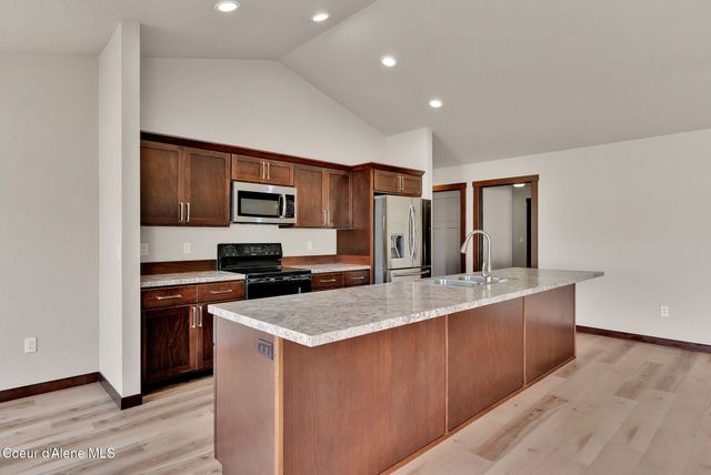 2568 N Lehigh Ct, Post Falls, ID 83854