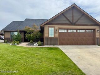 2568 N Lehigh Ct, Post Falls, ID 83854
