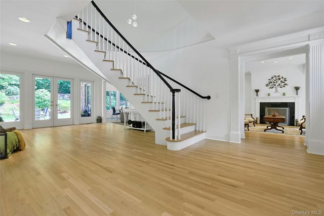 10 Hidden Oak Road, Armonk, NY 10504