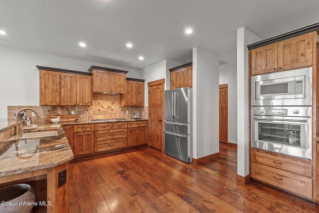 3674 E Basin Falls Rd, Hayden, ID 83835