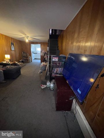 2806 W PORTER ST, Philadelphia, PA 19145