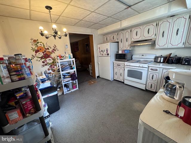 2806 W PORTER ST, Philadelphia, PA 19145