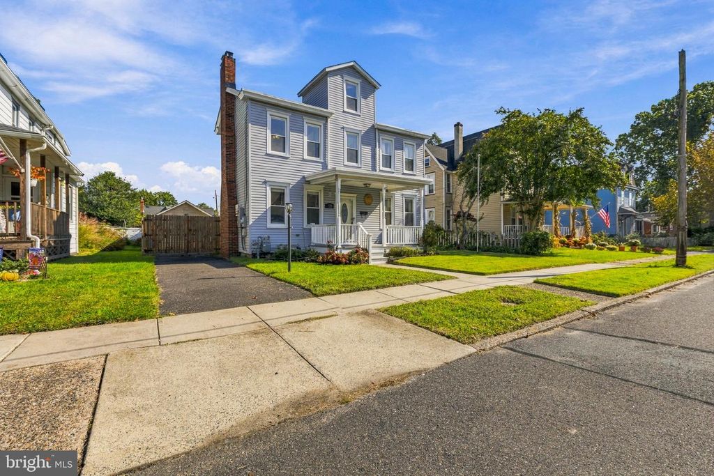 520 BROAD ST, BEVERLY, NJ 08010 — photo 3