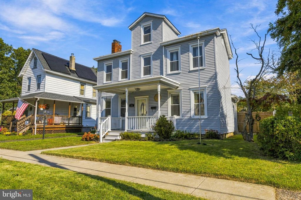 520 BROAD ST, BEVERLY, NJ 08010 — photo 4