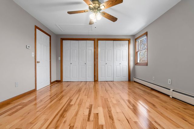 135 Forrest St Apt 10, Plaistow, NH 03865