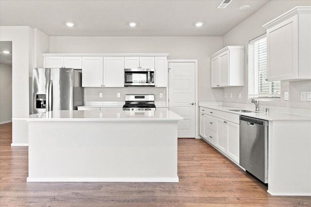 5806 W Morgantown Ln, Spokane, WA 99208