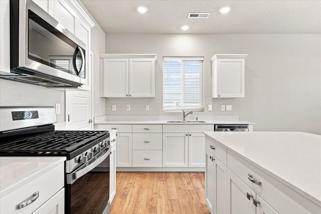 5806 W Morgantown Ln, Spokane, WA 99208