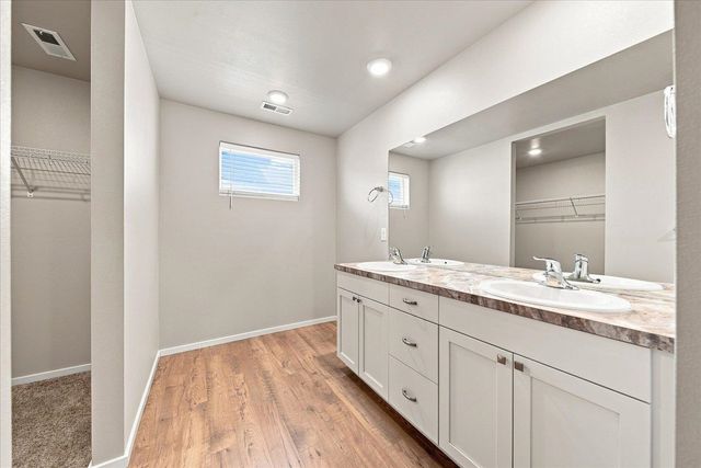5806 W Morgantown Ln, Spokane, WA 99208