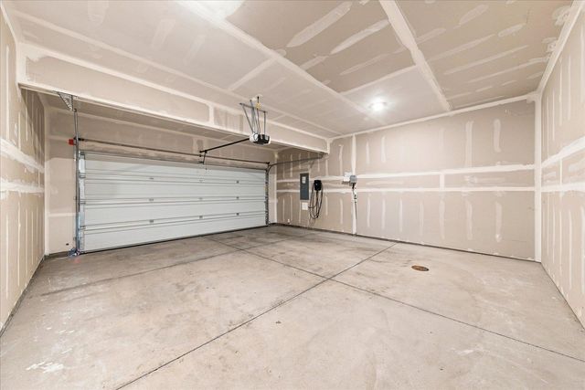 5806 W Morgantown Ln, Spokane, WA 99208