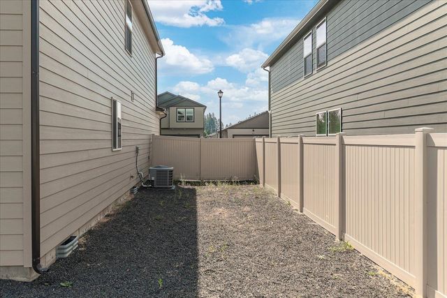 5806 W Morgantown Ln, Spokane, WA 99208