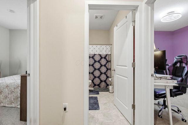 433 Sandburg Drive, Lithopolis, OH 43136