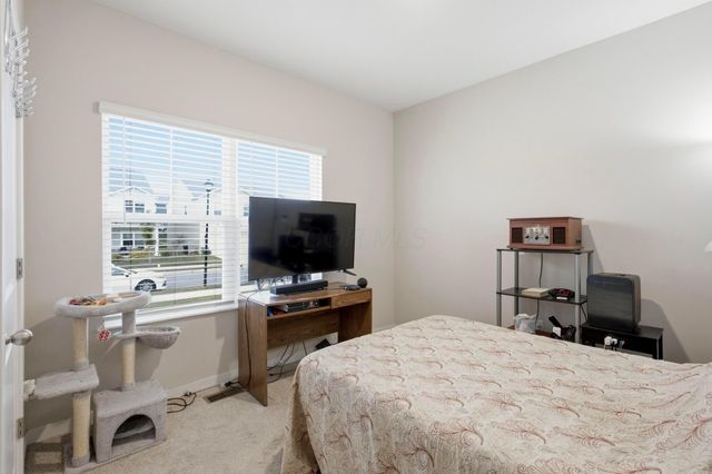 433 Sandburg Drive, Lithopolis, OH 43136