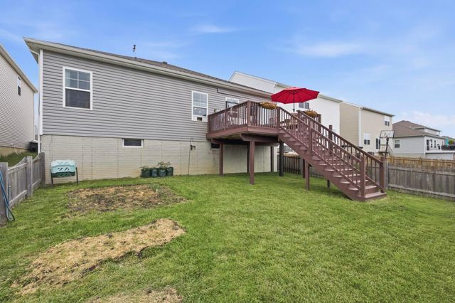 433 Sandburg Drive, Lithopolis, OH 43136