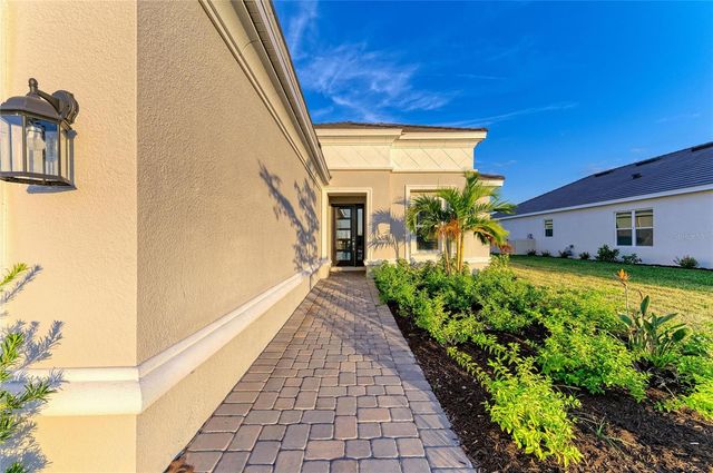 3303 VICENZA CT, Lakewood Ranch, FL 34211