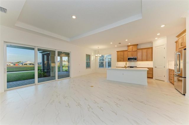 3303 VICENZA CT, Lakewood Ranch, FL 34211