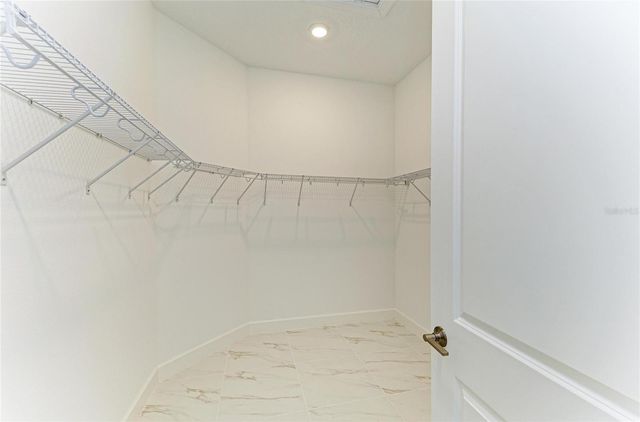 3303 VICENZA CT, Lakewood Ranch, FL 34211