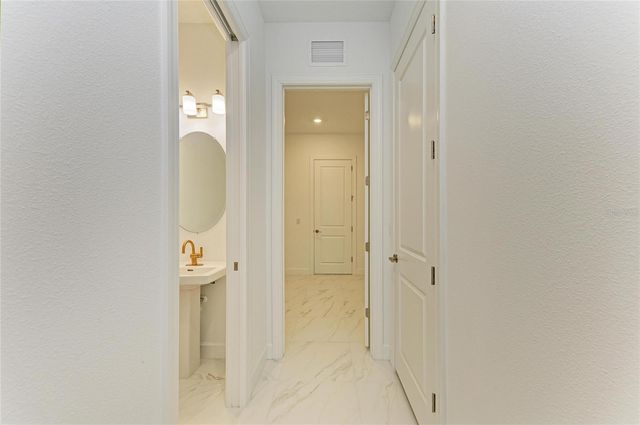 3303 VICENZA CT, Lakewood Ranch, FL 34211