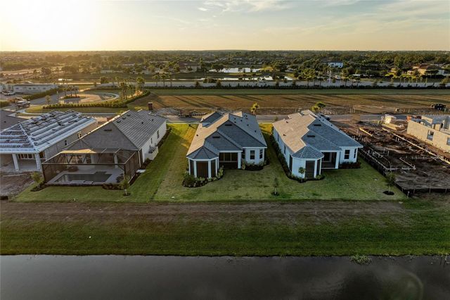 3303 VICENZA CT, Lakewood Ranch, FL 34211