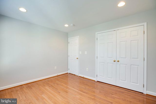13515 LAMIUM LN, Centreville, VA 20120